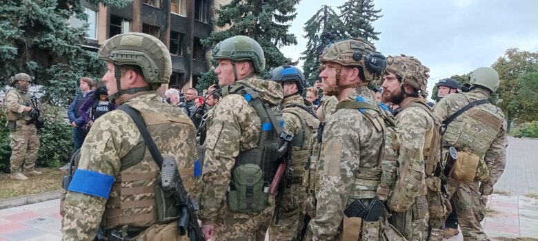 Zelensky came to Izium, liberated from Russian occupiers 05