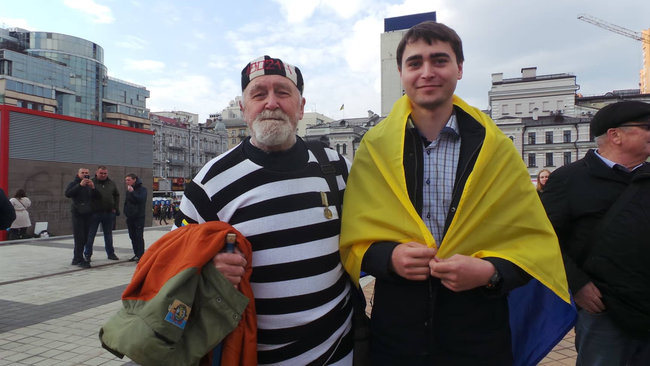 На вход в НСК Олимпийский образовались очереди 10