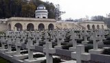 Польща хоче створити в Україні кладовища, на яких будуть ховати виявлені під час ексгумації останки поляків