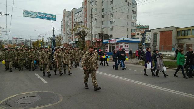 Белая Церковь приветствует воинов 72-й ОМБр им. Черных Запорожцев, вернувшихся из АТО 02