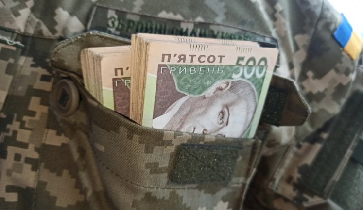 У бюджеті знову бракує коштів на оборону, до кінця жовтня потрібно знайти 300 мільярдів, – ЕП
