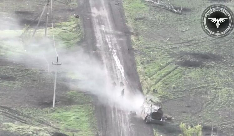 Ukrainian FPV drone strikes at Russian MT-LB with armored infantry in Avdiivka direction. VIDEO