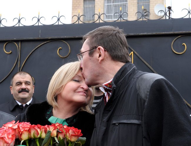 Ірина Луценко: Я АТОшникам сказала: У мене таке відчуття, що Генпрокурор вирішив пересадити членів коаліції або депутатів 06