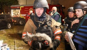 Ministry of Internal Affairs units carried out over 800 call-outs this week to deal with aftermath of Russian shelling: 148 civilians were rescued, – Vyhivskyi. PHOTOS