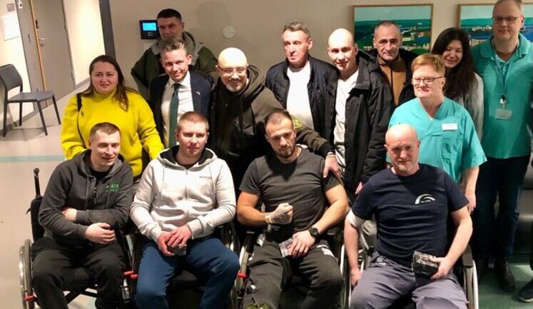 Reznikov visits wounded Ukrainian soldiers in Sweden. PHOTOS
