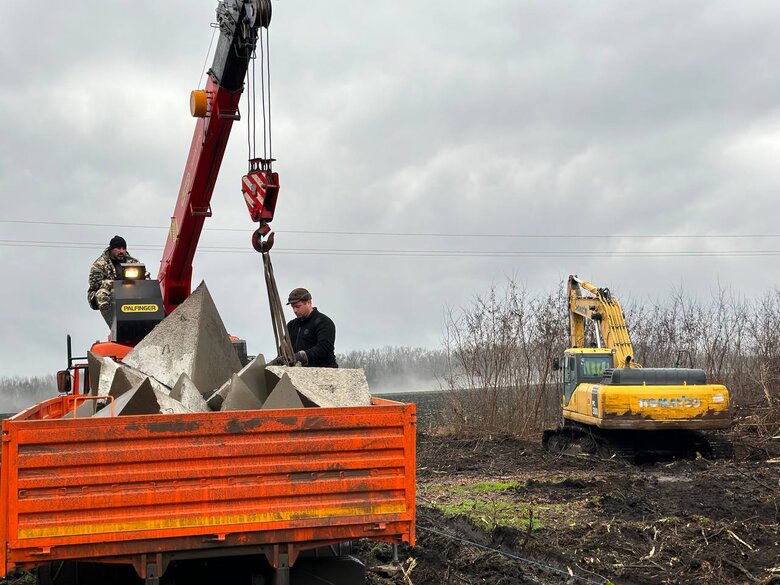 У Бєлгородській області будують оборонну лінію 01