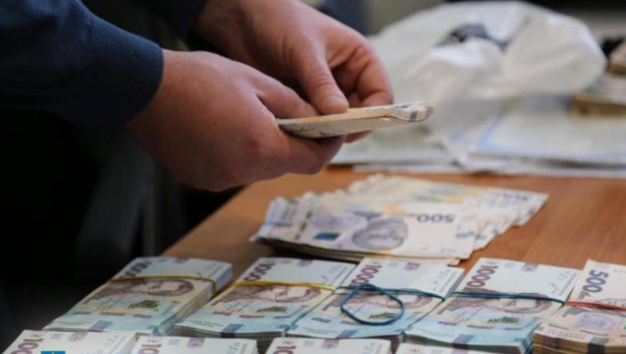 Я бы хотел по 20 тысяч с точки на нас всех… Я так понимаю, что курирует все вопросы Татаров, потому что он к нему ездит на полный отчет. Що відкрилось про корупцію слуги Трубіцина у суді 01 Я бы хотел по 20 тысяч с точки на нас всех… Я так понимаю, что курирует все вопросы Татаров, потому что он к нему ездит на полный отчет. Що відкрилось про корупцію слуги Трубіцина у суді 01