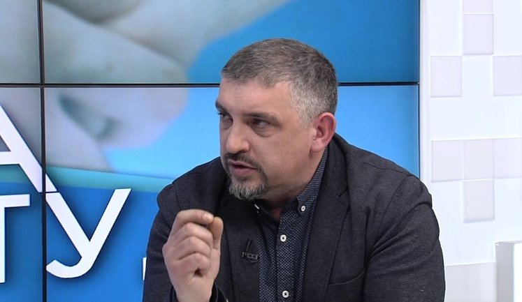 На 18 квітня призначено акцію протесту з перекриттям АЗС і центральних магістралей через зростання цін на бензин. ВIДЕО