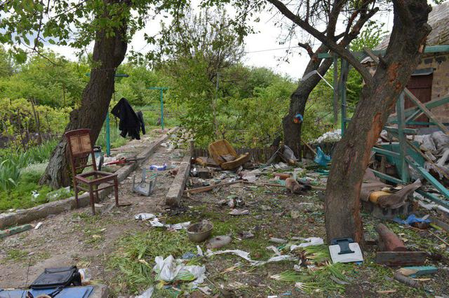 My mom is on heaven, - girl who saw her mom killed in Avdiivka shelling 01