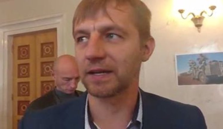 "Одни платят все, другие - чуть-чуть, а третьи - ничего не платят. Так не должно быть", - Гаврилюк об автомобилях на "бляхах". ВИДЕО