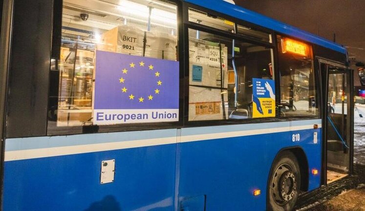 EU countries and European Commission will hand over 240 school buses to Ukraine. PHOTOS