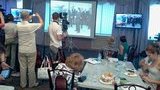 Журналистов "в целях безопасности" не выпускали из столовой во время визита Януковича. ФОТО