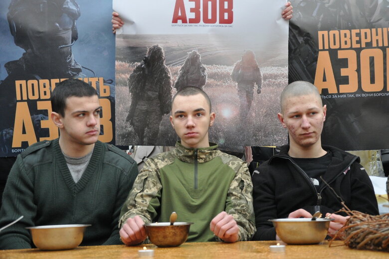 Action AZOV Regiment: Christmas in captivity took place in center of Kyiv 11