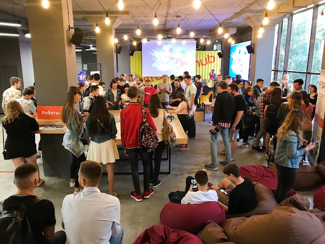 На первом CitrusFunFest были выбраны 20 амбассадоров Цитруса 06