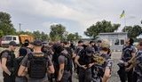 "Національні дружини" заблокували незаконний піщаний кар