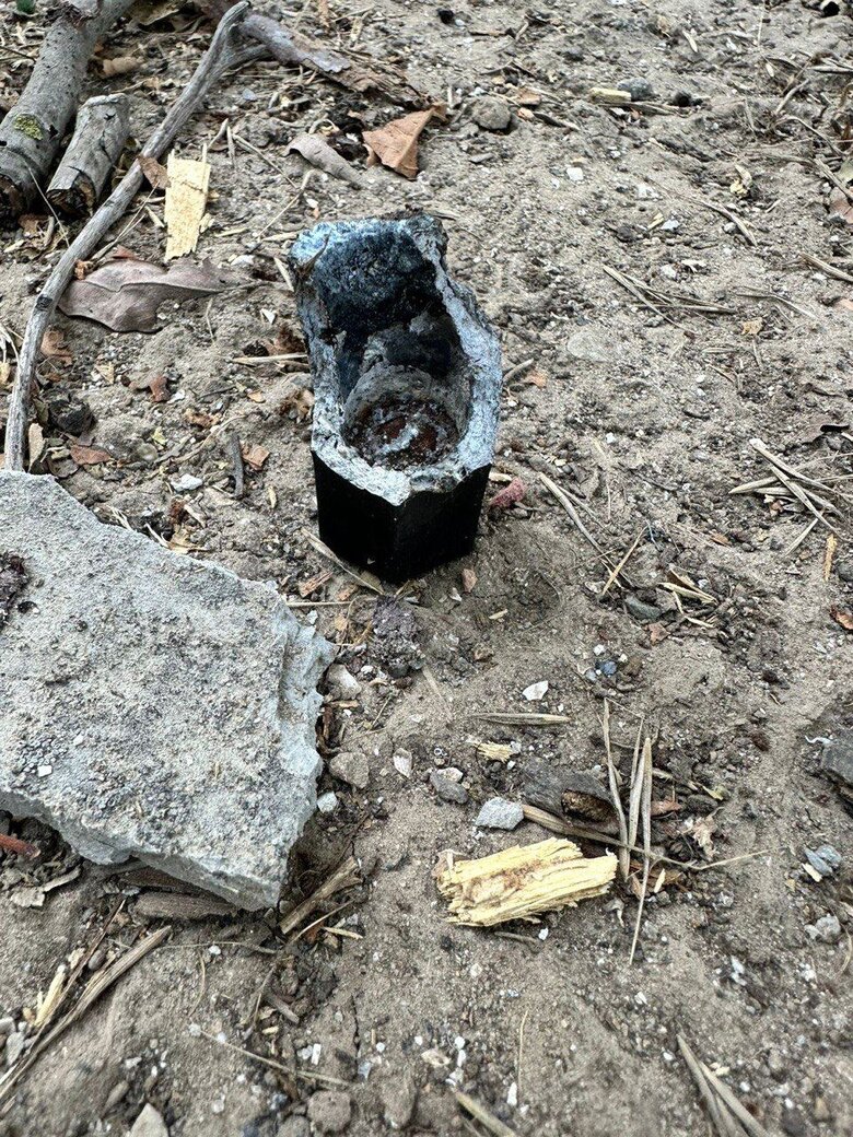 Рашисти обстріляли Кізомис на Херсонщині запалювальними боєприпасами. Згоріли будинки та господарчі споруди 06 Рашисти обстріляли Кізомис на Херсонщині запалювальними боєприпасами. Згоріли будинки та господарчі споруди 06