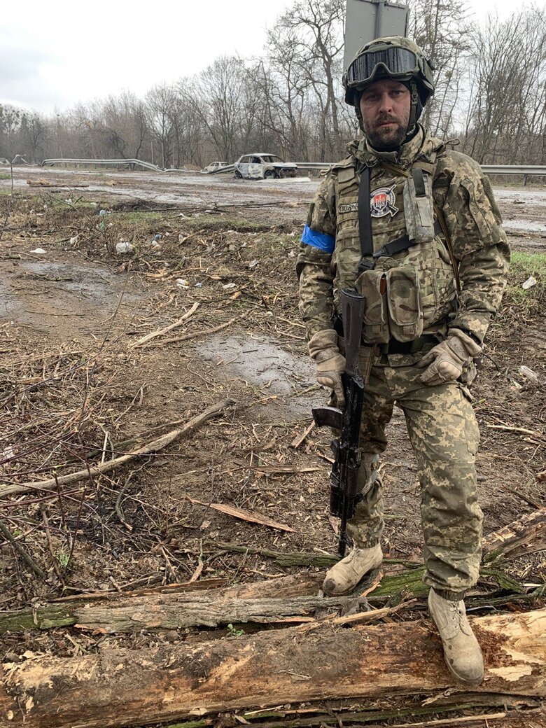 Військовослужбовець Олександр Хаджинов: Кожен, хто прийде до нас зі зброєю в руках, має тут просто здохнути 01