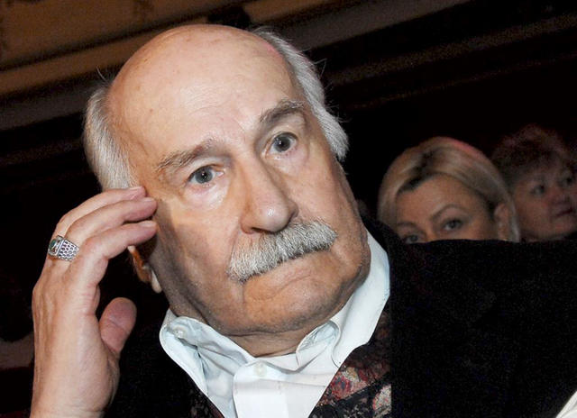 актер