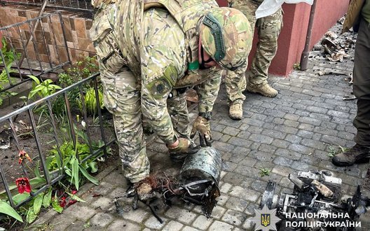 Бойову частину "Шахеда", що залетів у будинок, знешкодили в Рівному. ФОТОрепортаж