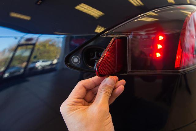 автомобиль tesla
