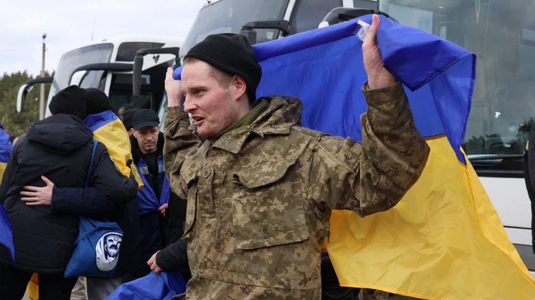 Ukraine and Russia exchanged prisoners on 6 March
