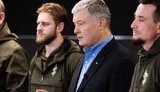 Предлагаю правительству разрешить гражданам перечислять "ковидную" тысячу на закупку бронежилетов и лекарств для ВСУ, - Порошенко