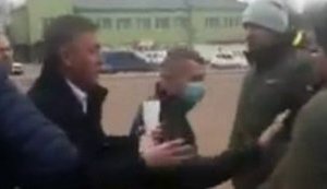 "Про сім'ю подумай, чорт, бл#", - ветеранові АТО Кравчуку погрожують через ролик із нардепом "За майбутнє" Лабазюком. ВІДЕО