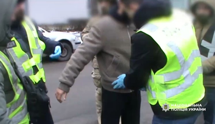 У Києві затримали іноземця з 4 кг кокаїну на 35 млн гривень. ВIДЕО