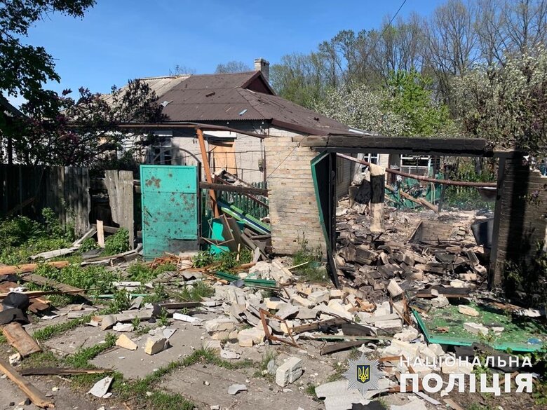 Наслідки ворожих обстрілів Донеччини: 6 ракет вдарили по Краматорську, Часів Яр під вогнем артилерії та Градів 04