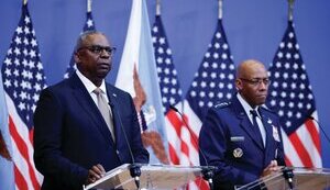 браун,чарльз,остін,ллойд