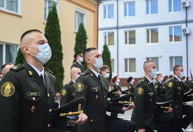 В Академии Национальной гвардии Украины состоялся выпуск лейтенантов 03