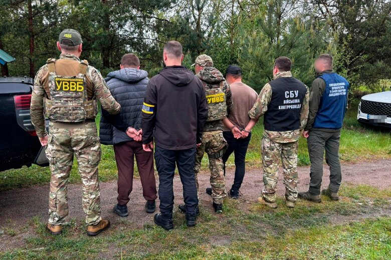 Illegal channel for smuggling draft dodgers exposed in Volyn region for $6,000