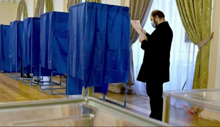 ЦВК активно працює над відновленням реєстру виборців, - член комісії Гевко