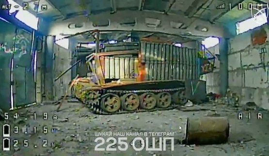 Бійці 225 полку знищили ангар з технікою всередині на Гуляйпільському напрямку