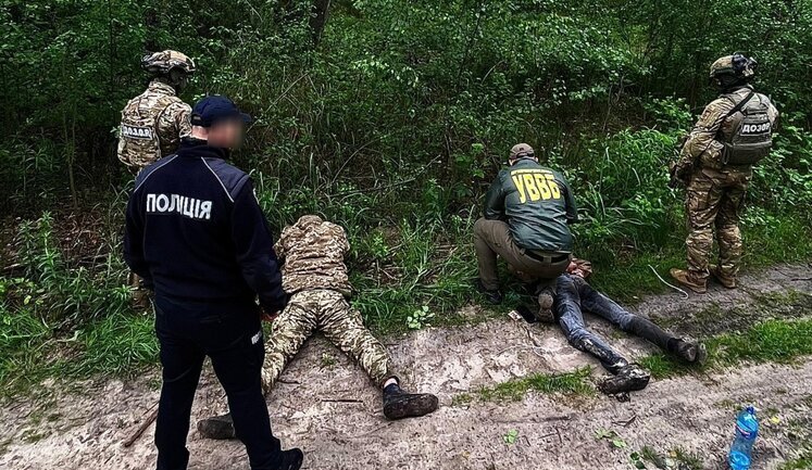 To EU for $14,000: illegal channel to smuggle men abroad uncovered in Rivne region – SBGS. PHOTOS