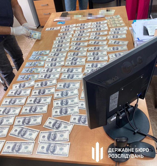 Начальника Головного управління Держпродспоживслужби в Запорізькій області затримано за хабарництво, - ДБР 03