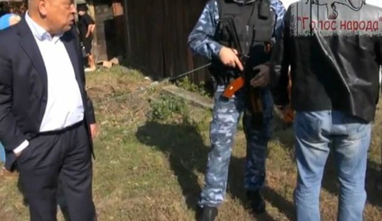"Ты, бл#дь, меня на горло не бери, хр#н моржовый!", - Москаль рассказал сепаратистски настроенному гражданину, как следует себя вести. ВИДЕО