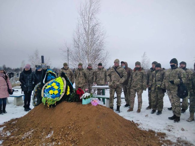 35-річна старший солдат Олена Салахутдінова загинула в ДТП на Донбасі 03