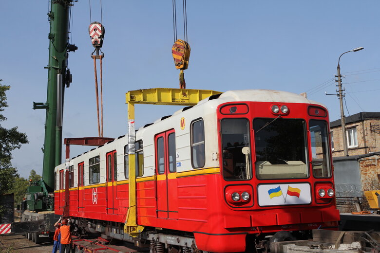 Київський метрополітен отримав чергову партію варшавських вагонів 04