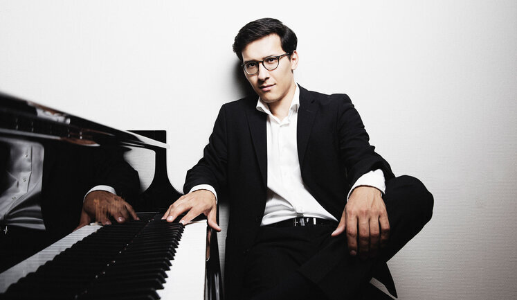 German Pianist Nuron Mukumi to give concert in Kyiv: "This is way to affirm values of resilience"