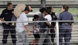 Операция "Верный Патриот": США разместят на границе с Мексикой 5200 вооруженных солдат
