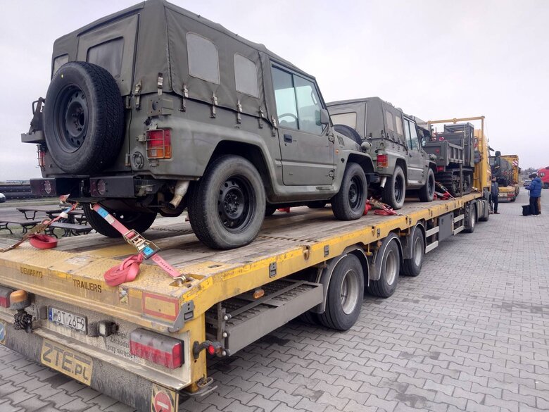 Japan donates batch of vehicles to Armed Forces of Ukraine 03