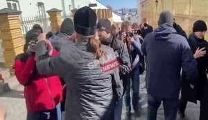 Rights of journalists are being massively violated near Kyiv-Pechersk Lavra, - National Union. VIDEO