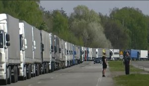 Блокування портів спровокувало колапс на сухопутних пунктах пропуску: де найбільші черги