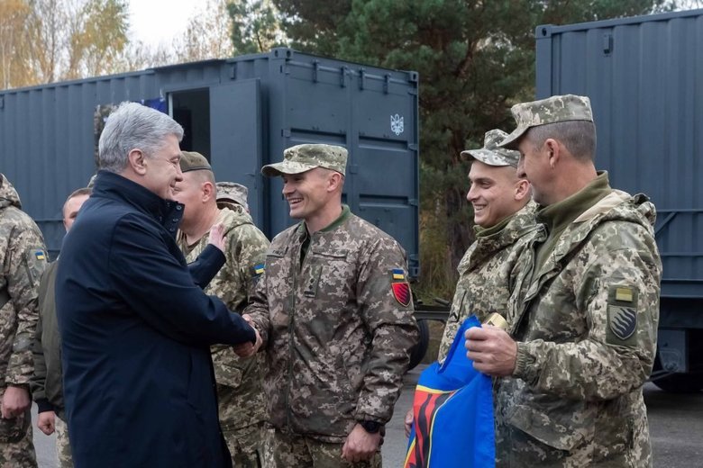 Допомога ЗСУ від Порошенка