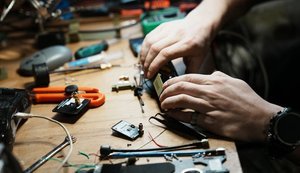 В Україні готують окремий правовий статус для цивільних, залучених до оборони країни