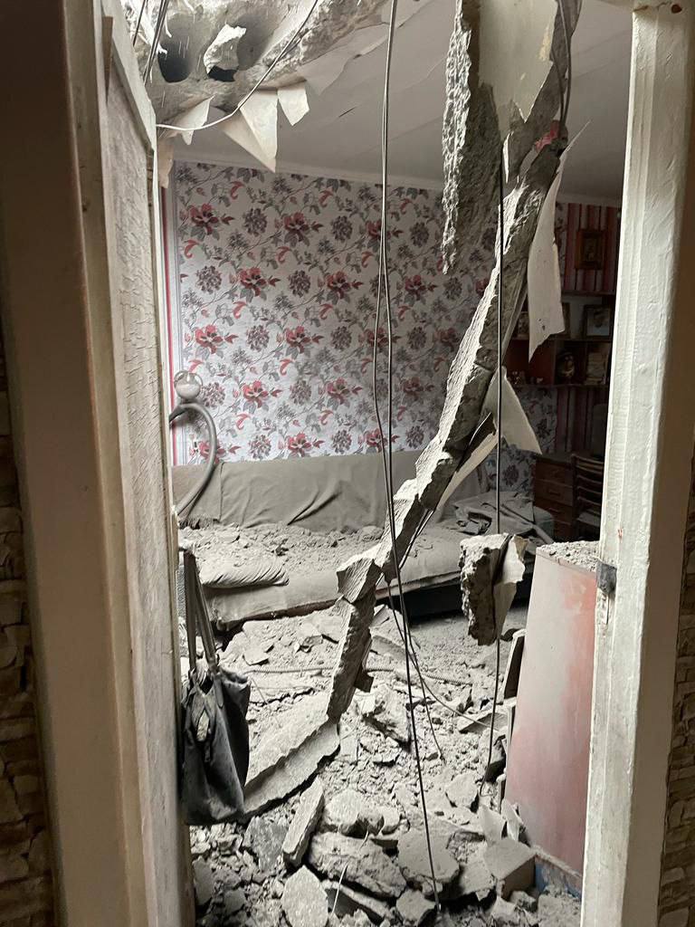 Shelling of Kurakhove: Russians hit private house and infectious department of city hospital 06