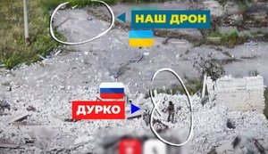 Наполегливі спроби рашиста знищити український дрон цеглиною закінчилися переляком та вибухом для окупанта. ВIДЕО