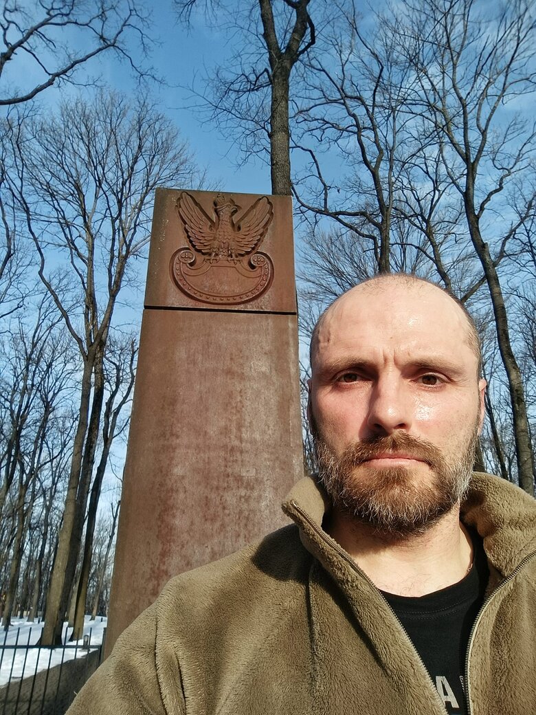 Пам'яті жертв катинських розстрілів
