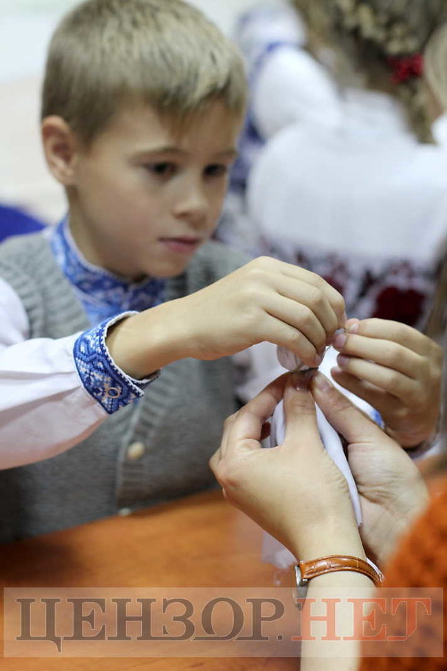 Народні герої, які отримали ордени в Харкові, повернулися на передову і до своїх частин з оберегами від школярів із Краматорська 09